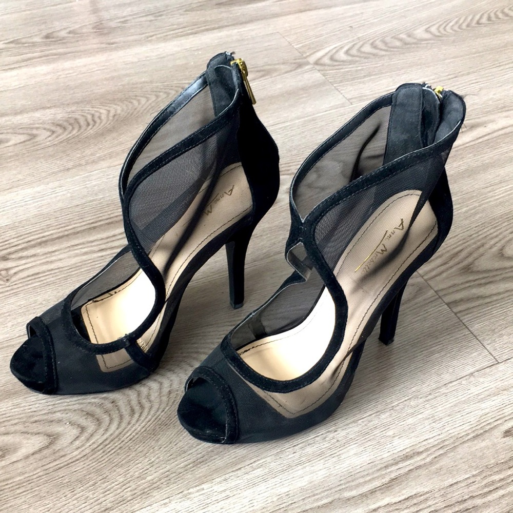 Anne Michelle Black mesh and suede heels - Sz 9